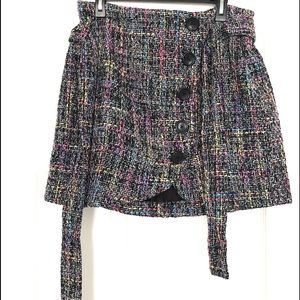 wrap mini skirt with buttons and tie waist